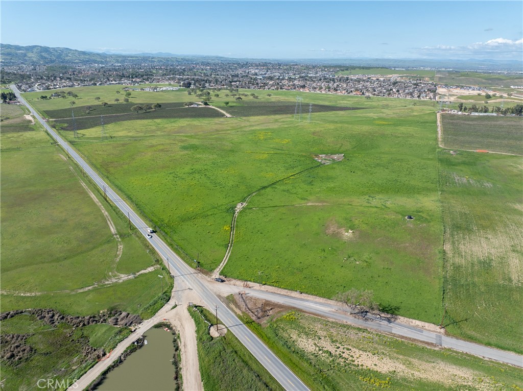 0 Creston Rd, Paso Robles, CA 93446