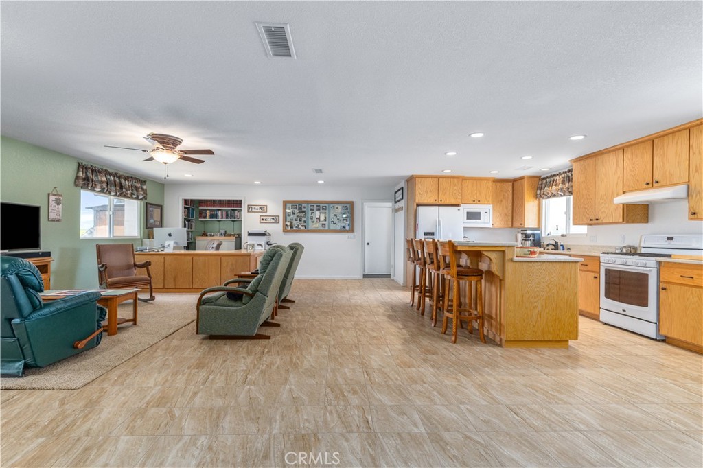 4950 Union Rd, Paso Robles, CA 93446