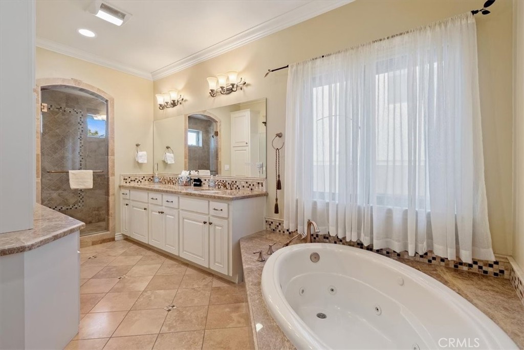 245 Driftwood St, Morro Bay, CA 93442