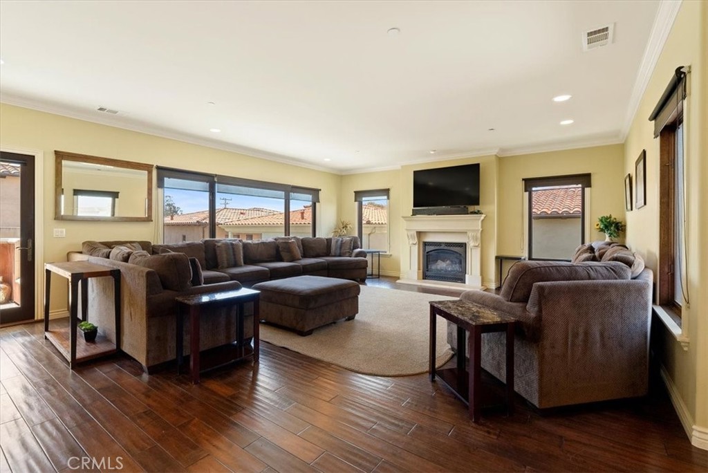 245 Driftwood St, Morro Bay, CA 93442