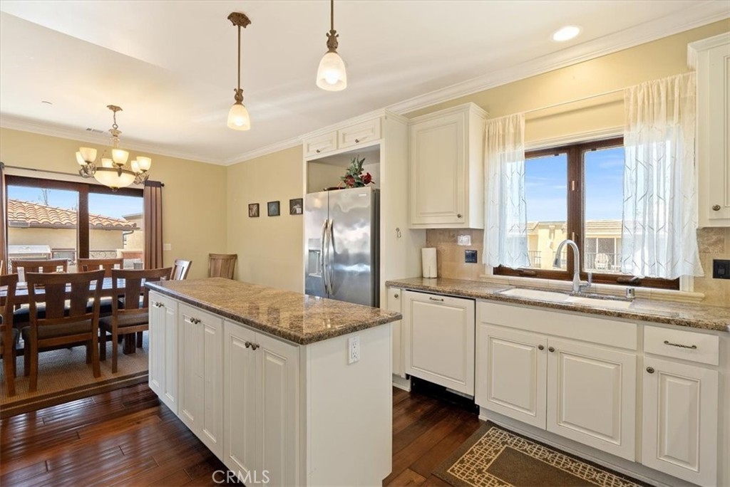 245 Driftwood St, Morro Bay, CA 93442