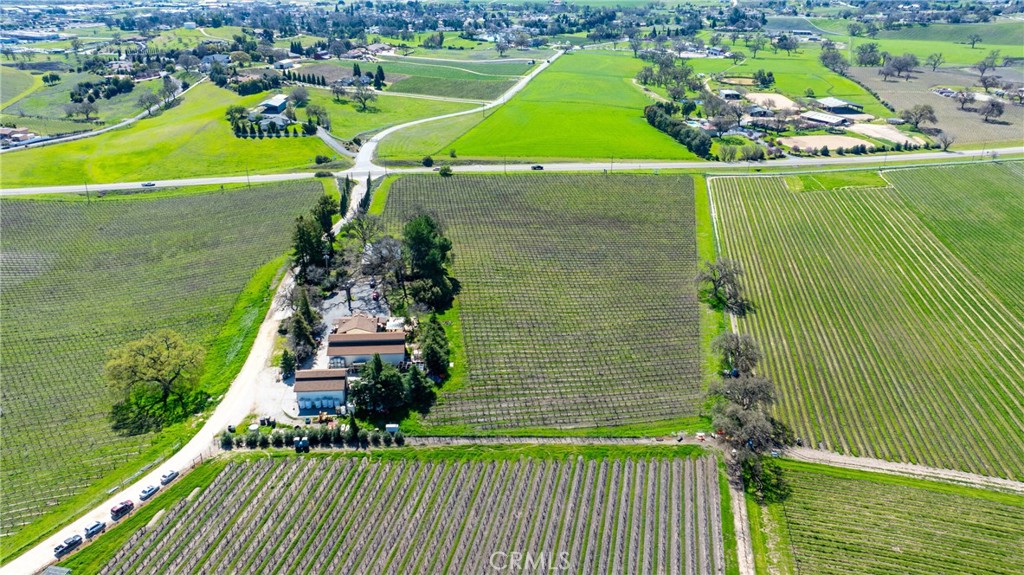 2023 Twelve Oaks Dr, Paso Robles, CA 93446