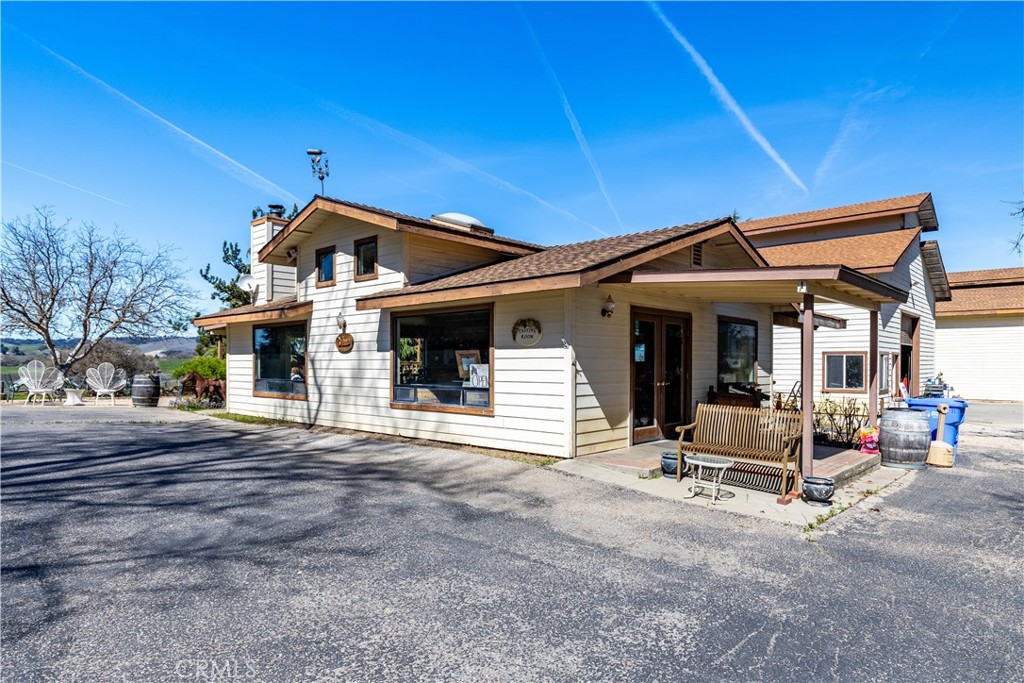 2023 Twelve Oaks Dr, Paso Robles, CA 93446