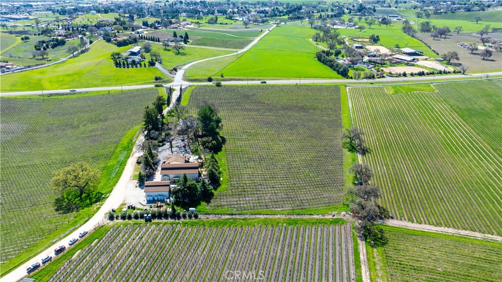 2023 Twelve Oaks Dr, Paso Robles, CA 93446