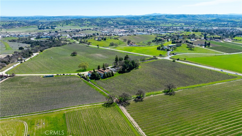 2023 Twelve Oaks Dr, Paso Robles, CA 93446