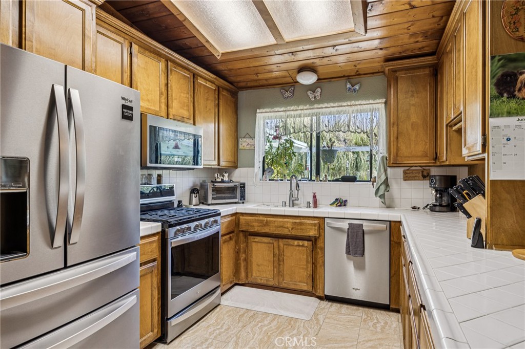 7050 Shale Rock Rd, Paso Robles, CA 93446