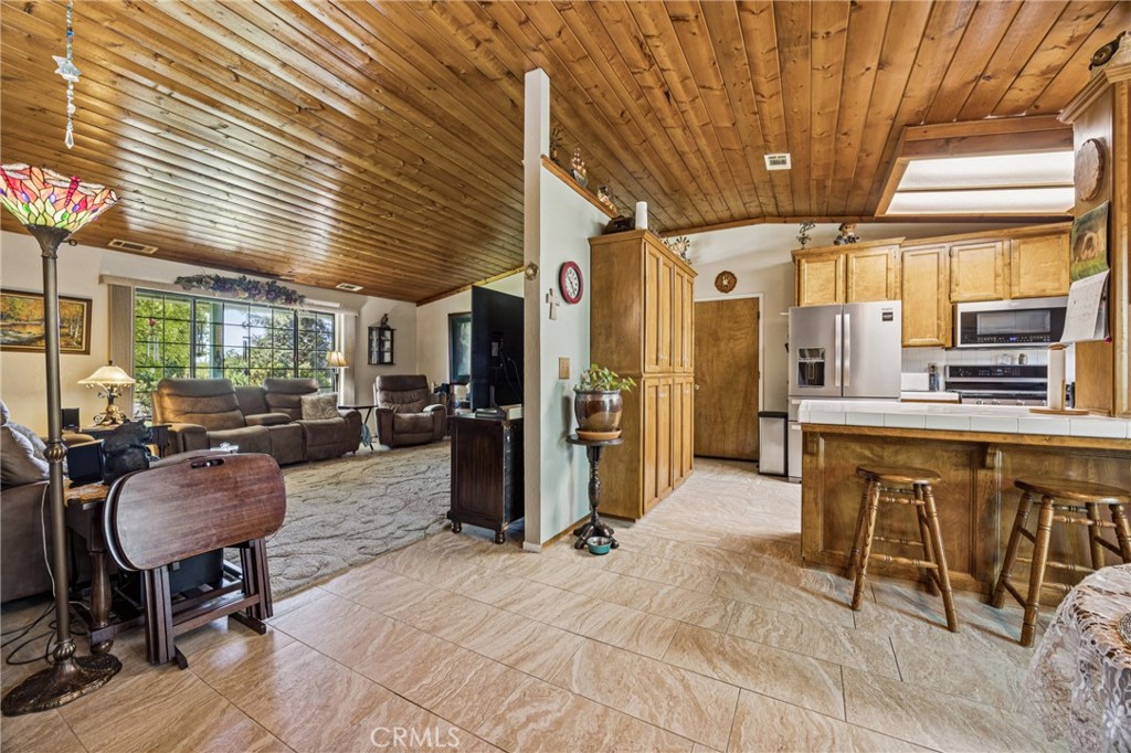 7050 Shale Rock Rd, Paso Robles, CA 93446