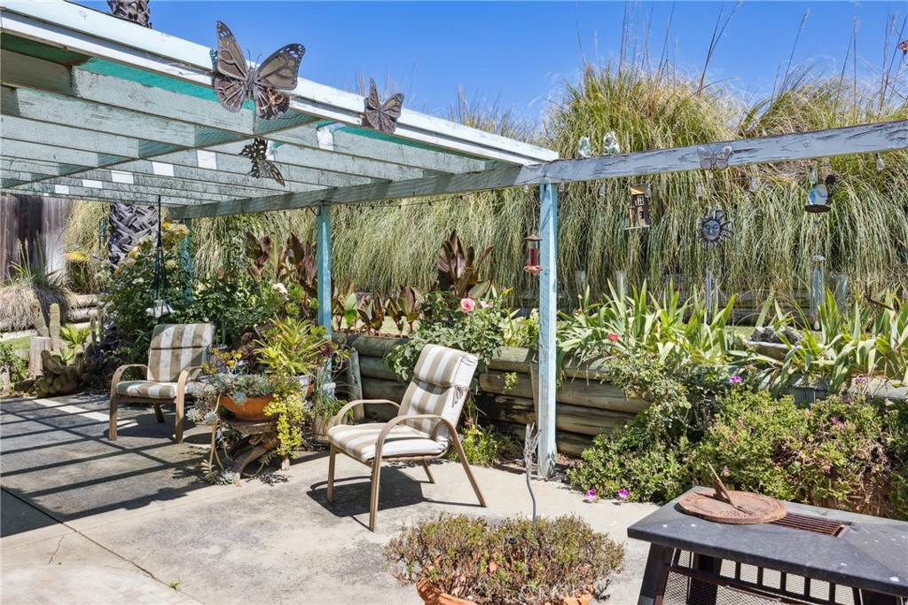 7050 Shale Rock Rd, Paso Robles, CA 93446