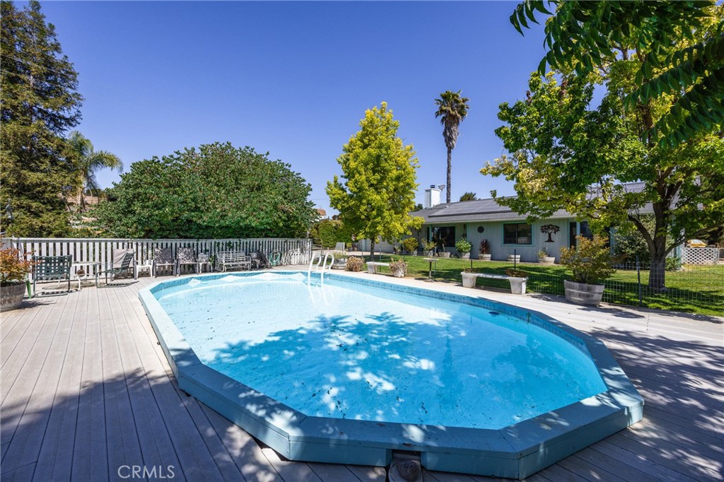 7050 Shale Rock Rd, Paso Robles, CA 93446