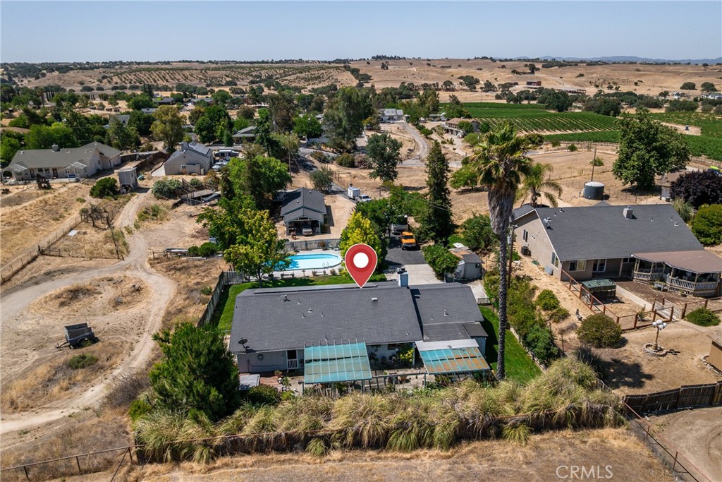 7050 Shale Rock Rd, Paso Robles, CA 93446