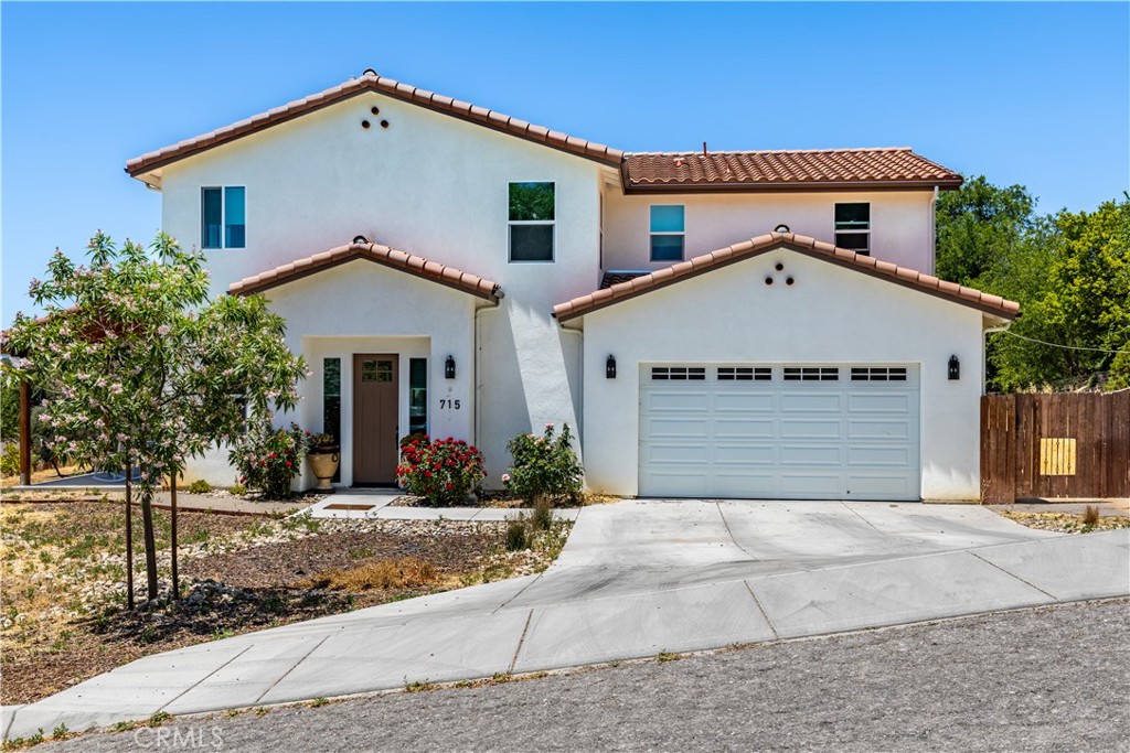 715 Orchard Dr, Paso Robles, CA 93446