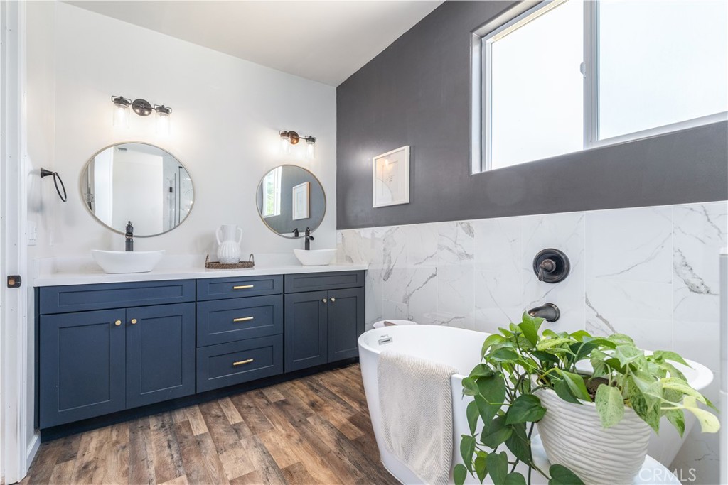 715 Orchard Dr, Paso Robles, CA 93446