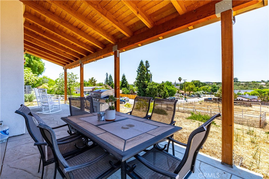 715 Orchard Dr, Paso Robles, CA 93446