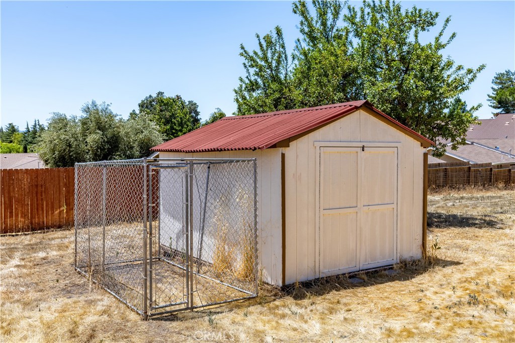 715 Orchard Dr, Paso Robles, CA 93446