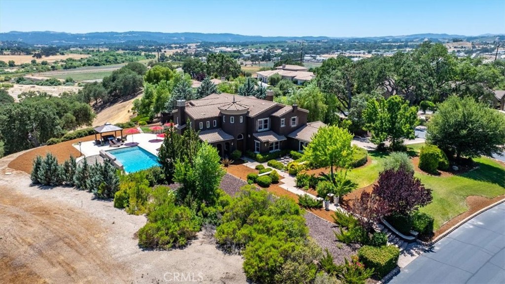 2191 Lake Ysabel Rd, Templeton, CA 93465