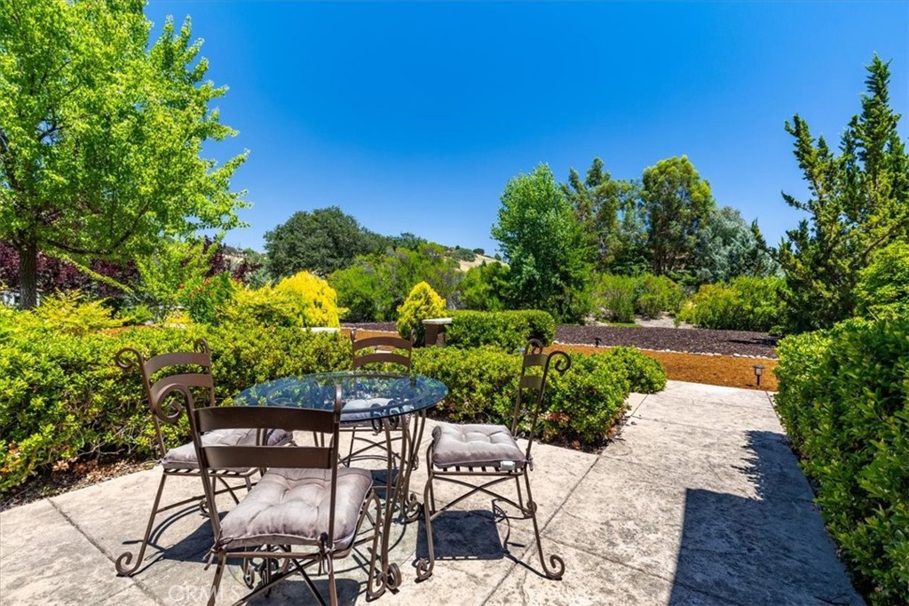 2191 Lake Ysabel Rd, Templeton, CA 93465