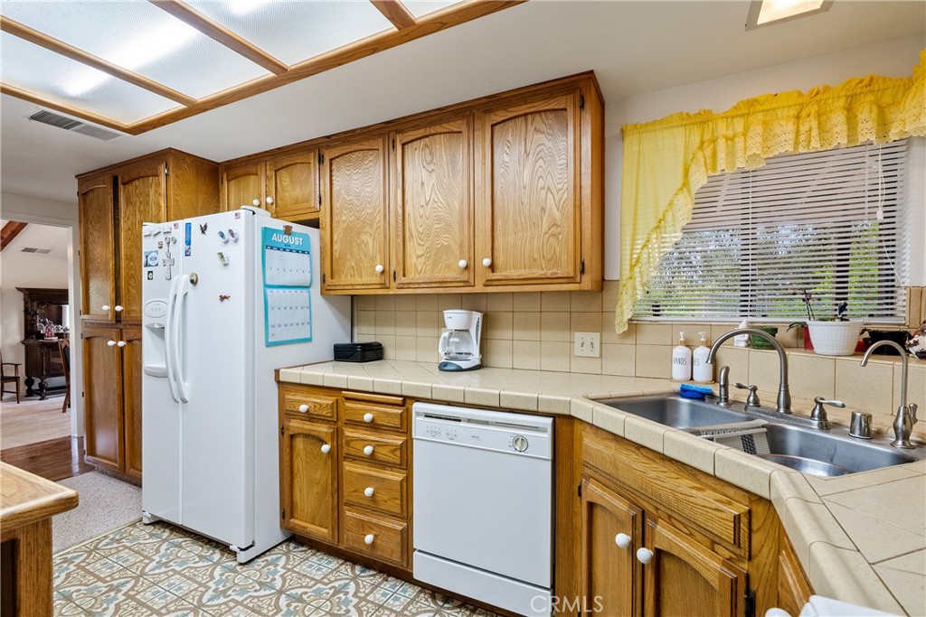 8565 Casanova Rd, Atascadero, CA 93422