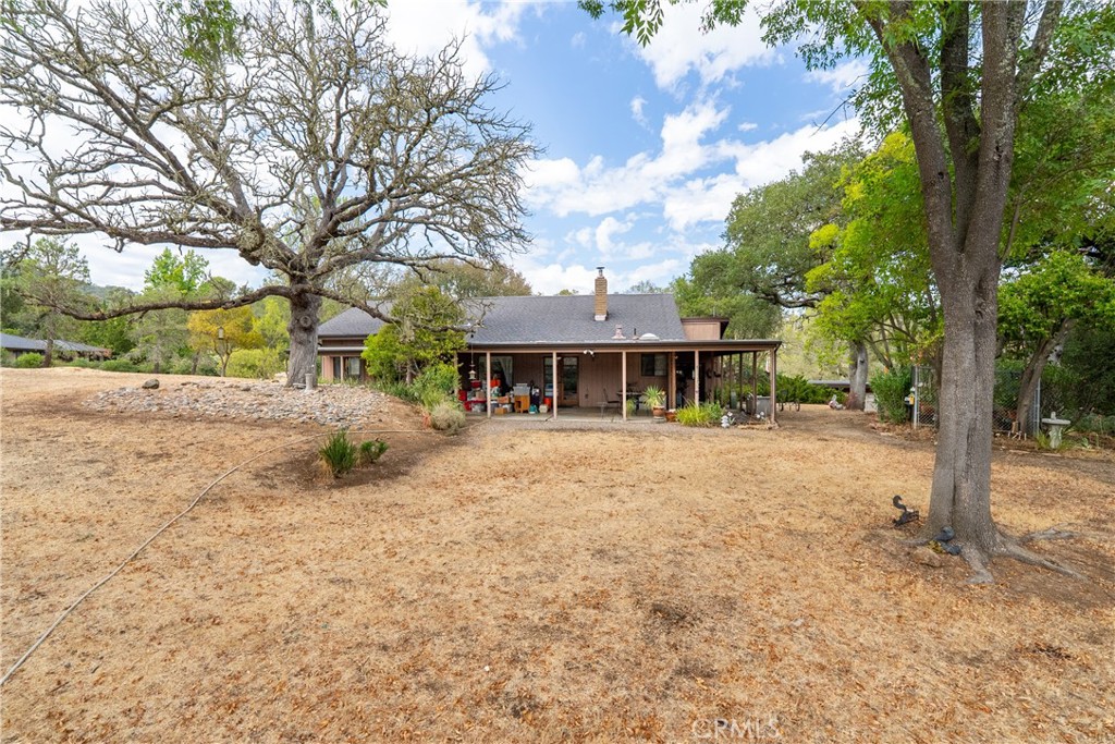 8565 Casanova Rd, Atascadero, CA 93422