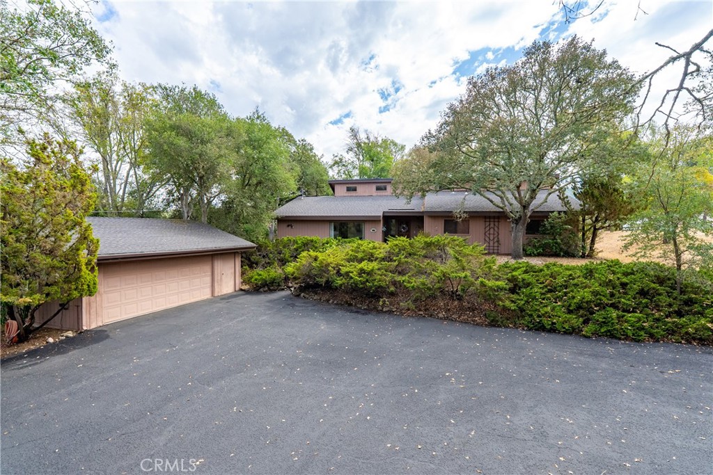 8565 Casanova Rd, Atascadero, CA 93422