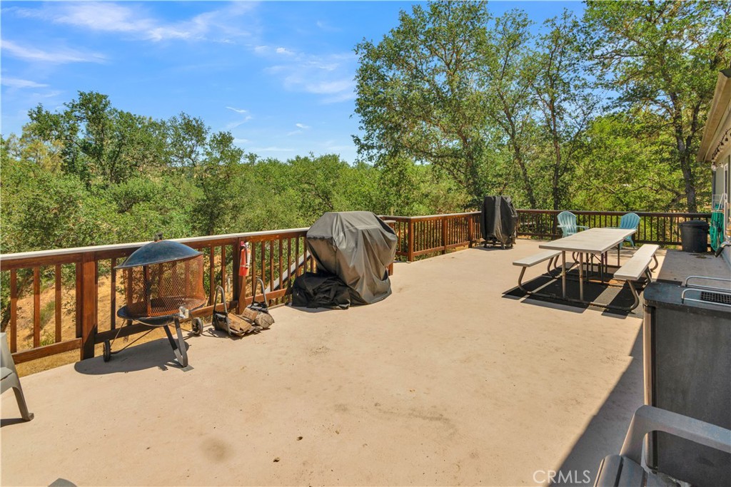 11011 S Shore Dr, Paso Robles, CA 93446