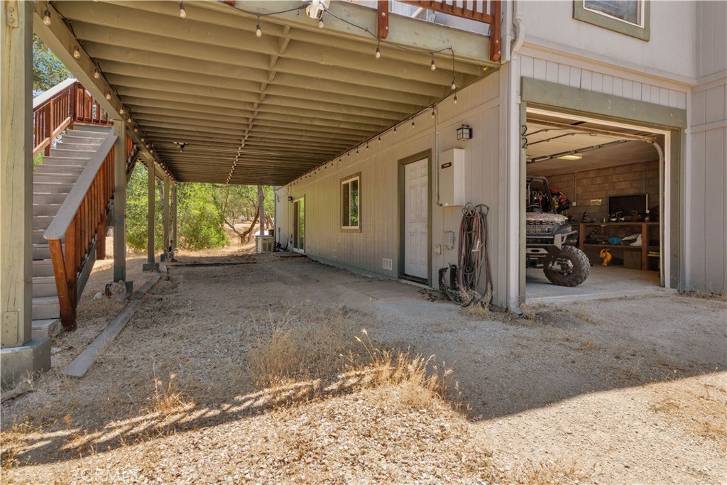 11011 S Shore Dr, Paso Robles, CA 93446