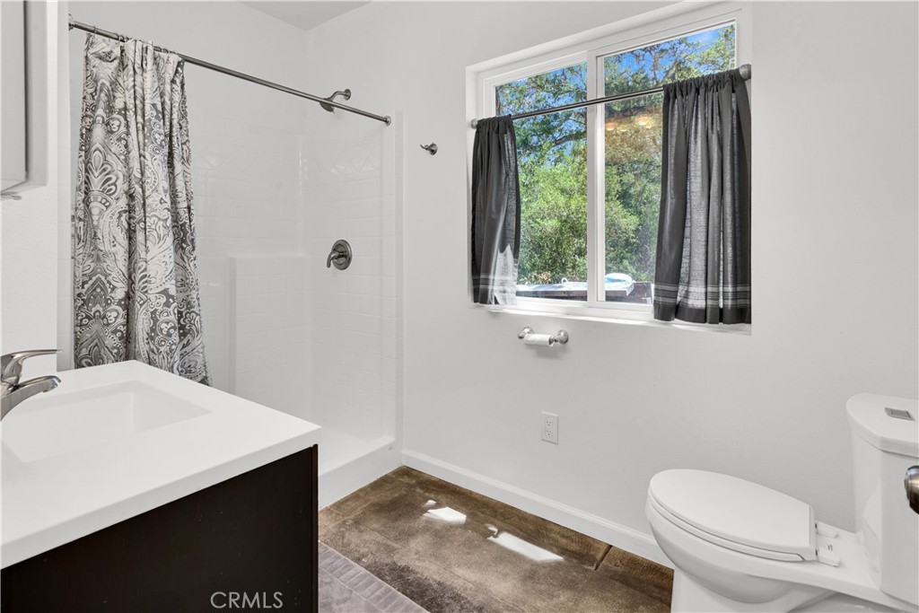 11011 S Shore Dr, Paso Robles, CA 93446