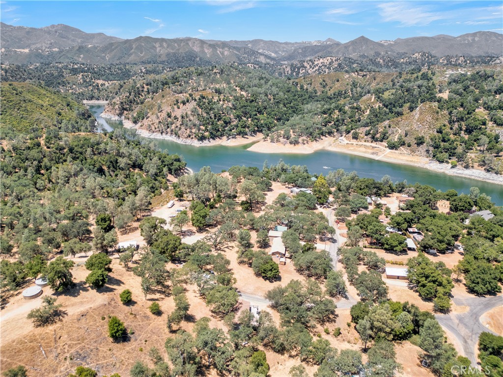 11011 S Shore Dr, Paso Robles, CA 93446