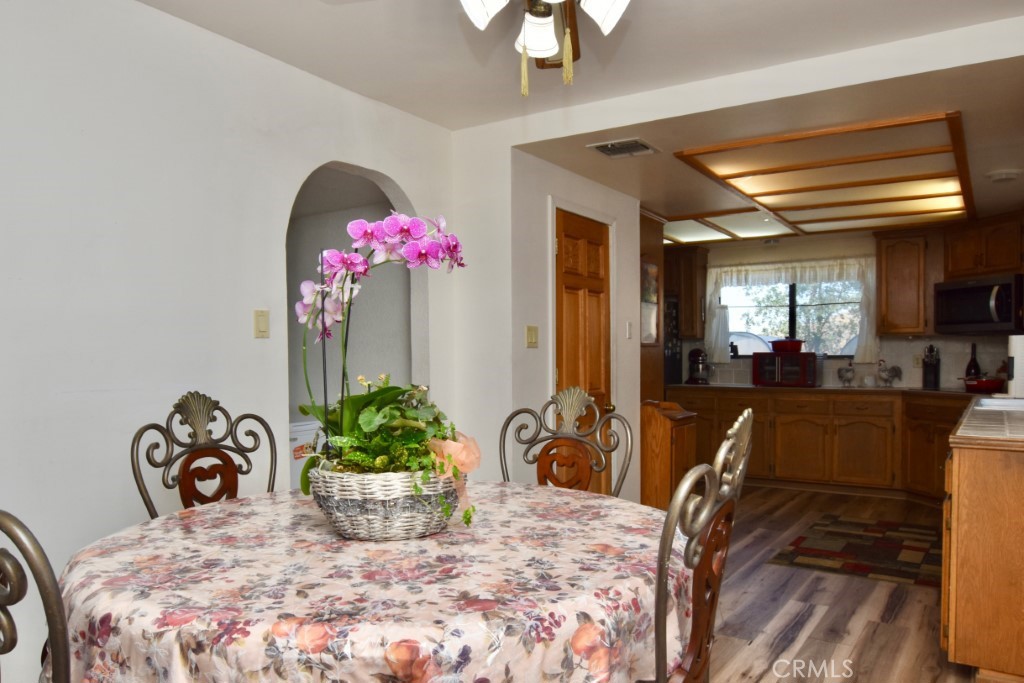 1924 Surrey Way, Paso Robles, CA 93446