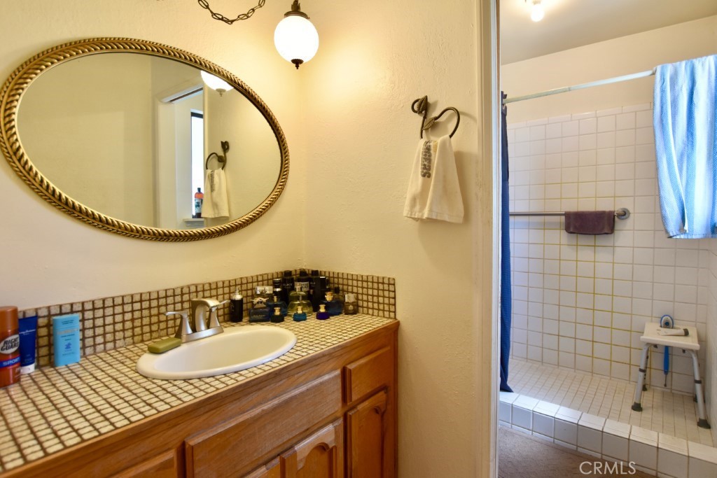 1924 Surrey Way, Paso Robles, CA 93446