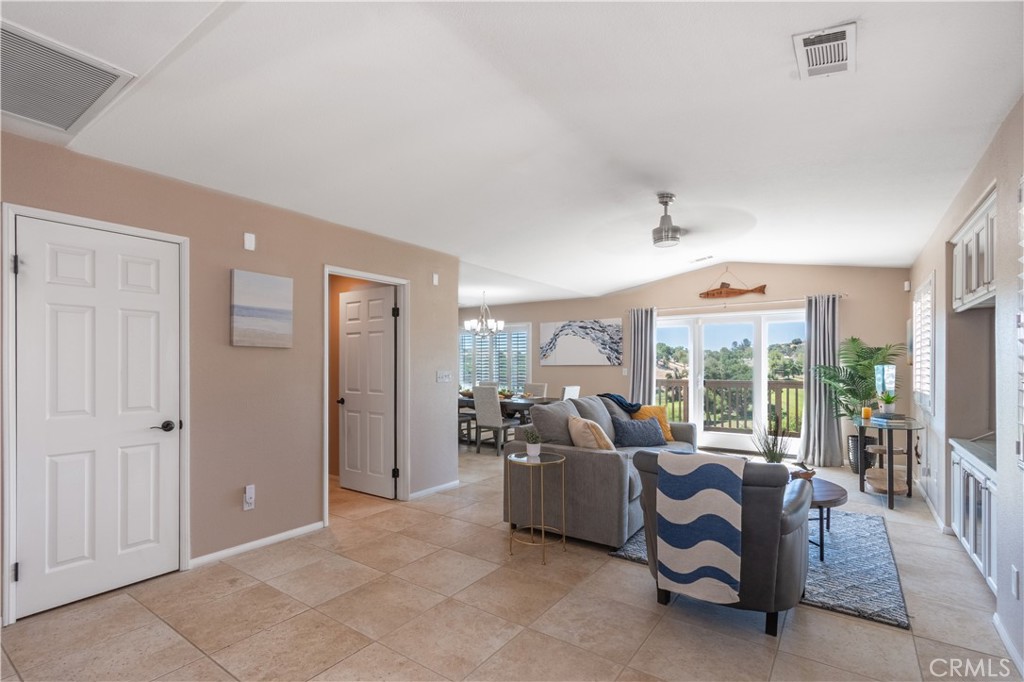 8674 Paseo de Vaca, Atascadero, CA 93422