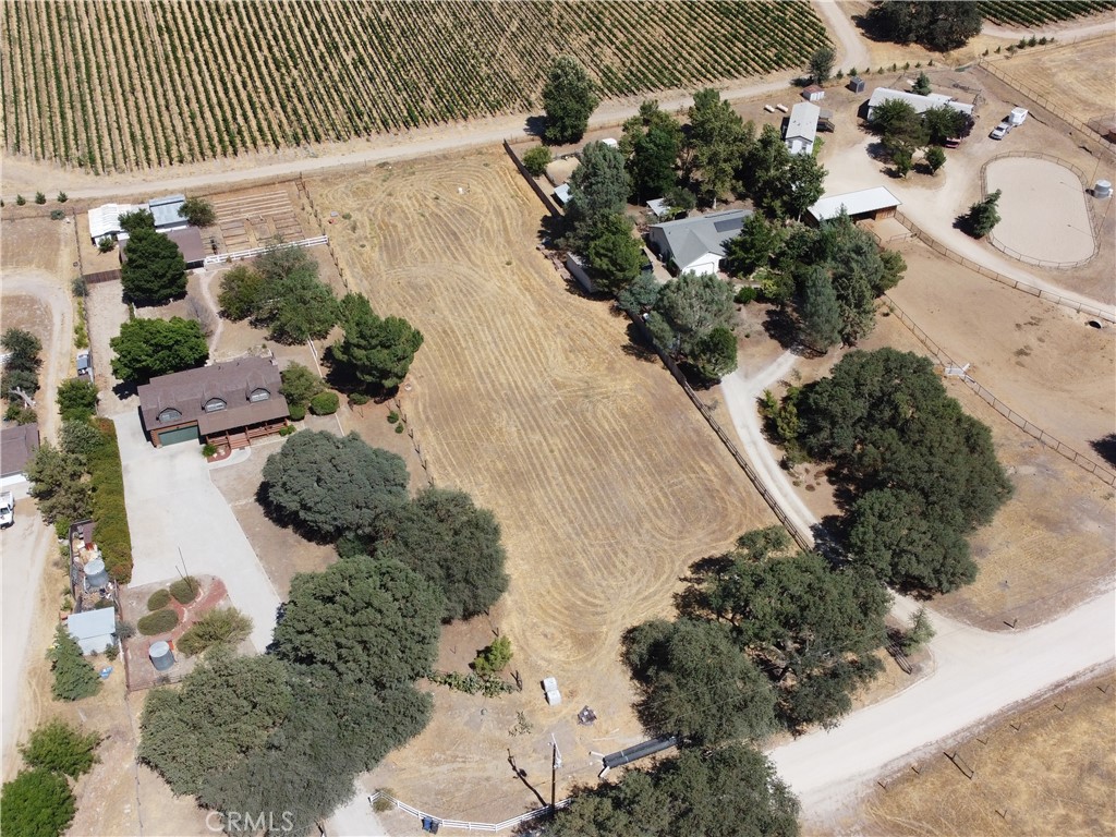 5710 Fa-Rousse Way, Paso Robles, CA 93446
