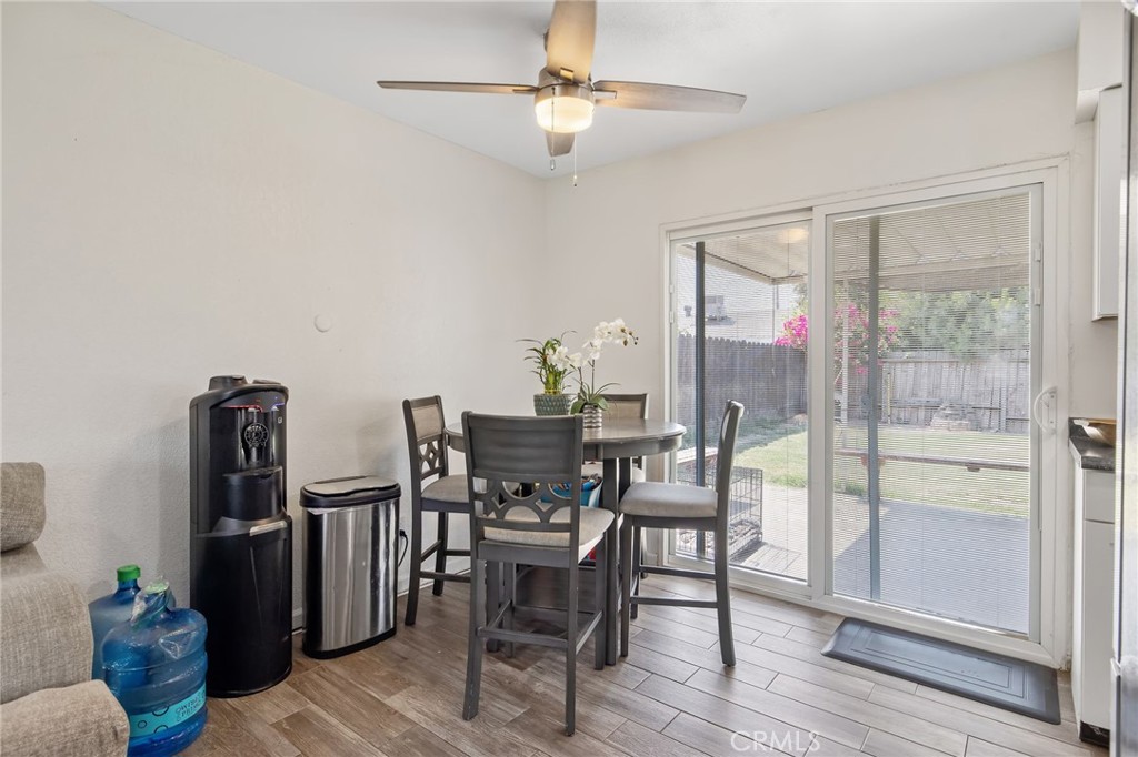 1911 W Vine St, Visalia, CA 93277