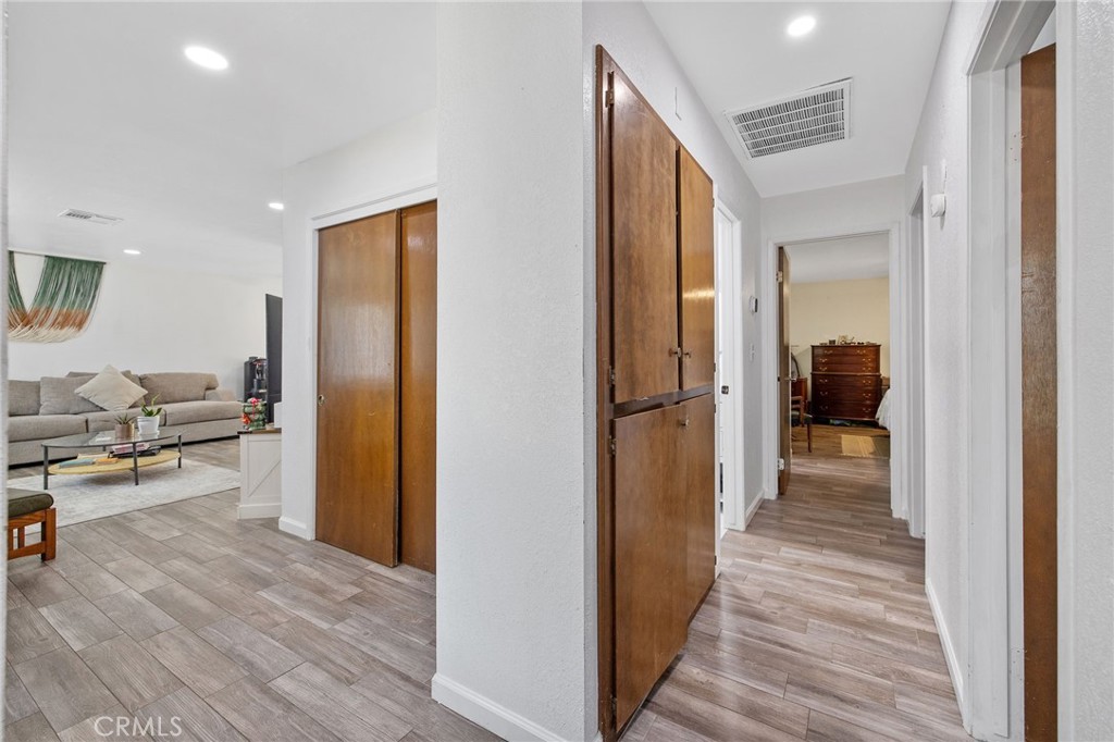 1911 W Vine St, Visalia, CA 93277