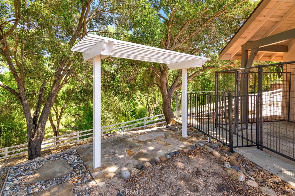 117 Frontier Way, Templeton, CA 93465