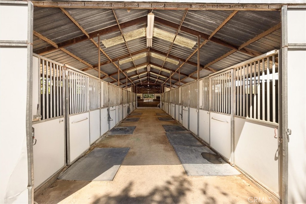 5625 Linne Rd, Paso Robles, CA 93446