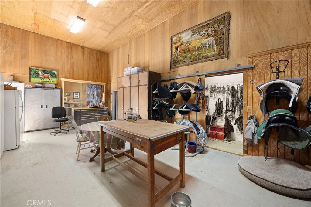 5625 Linne Rd, Paso Robles, CA 93446