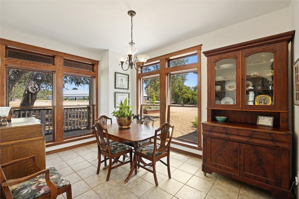 5625 Linne Rd, Paso Robles, CA 93446