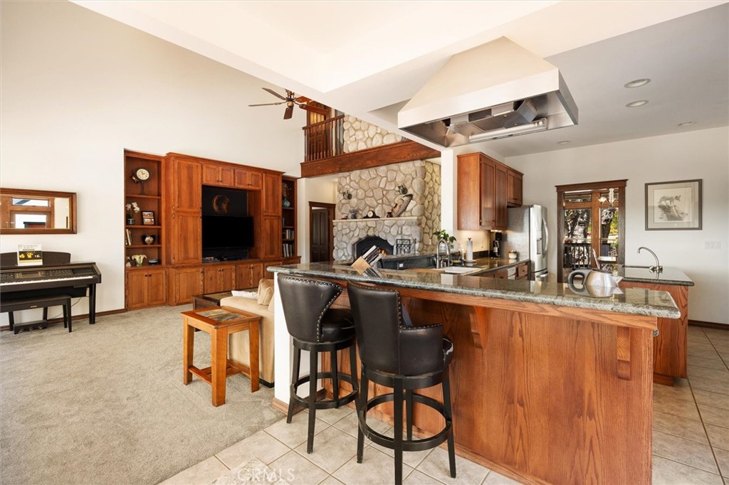 5625 Linne Rd, Paso Robles, CA 93446