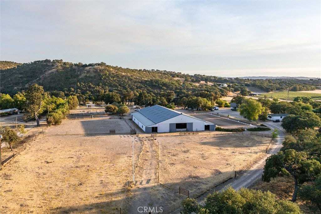 5625 Linne Rd, Paso Robles, CA 93446