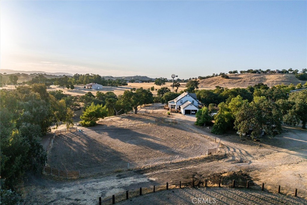 5625 Linne Rd, Paso Robles, CA 93446