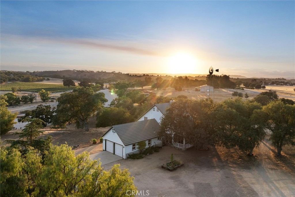 5625 Linne Rd, Paso Robles, CA 93446