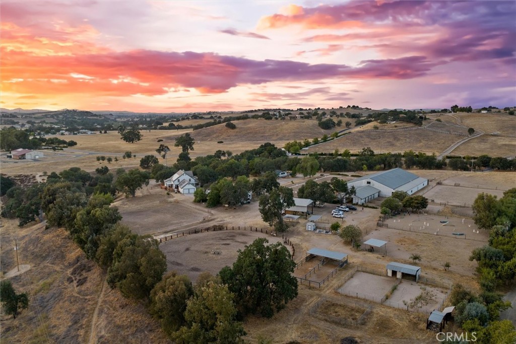5625 Linne Rd, Paso Robles, CA 93446