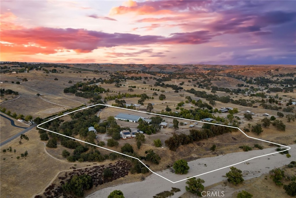 5625 Linne Rd, Paso Robles, CA 93446
