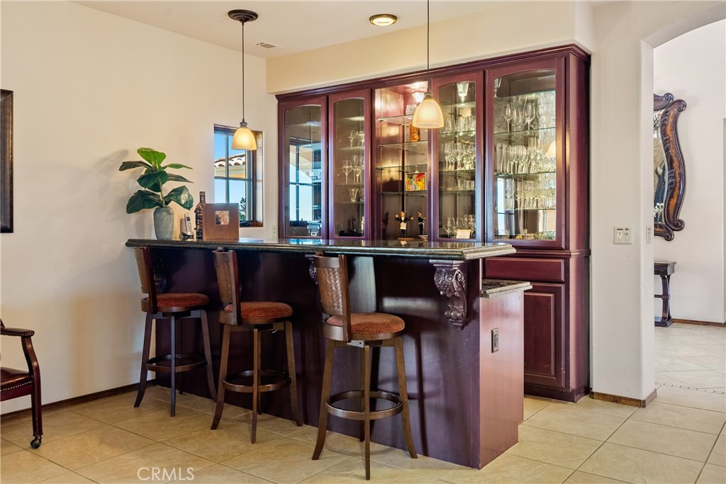 725 Spring Creek Way, Templeton, CA 93465