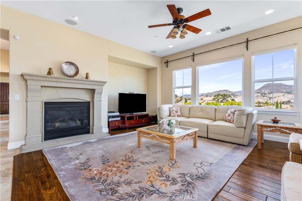 1675 Nasella Ln, San Luis Obispo, CA 93405