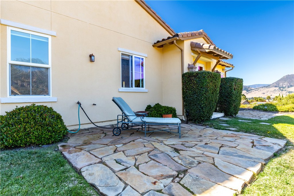 1675 Nasella Ln, San Luis Obispo, CA 93405