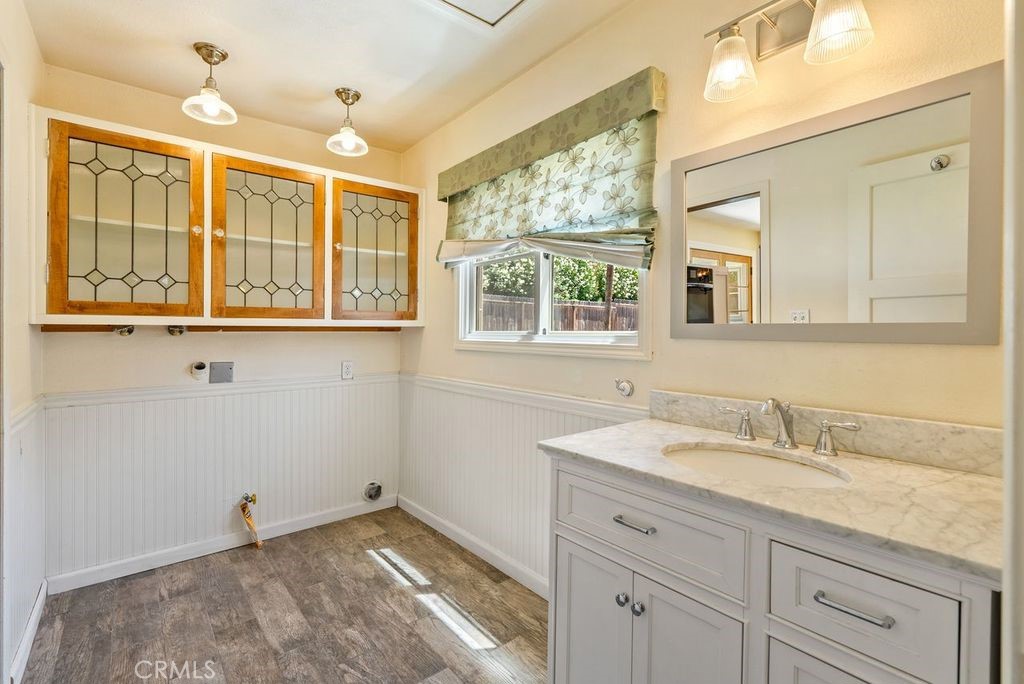 144 12th St, Paso Robles, CA 93446