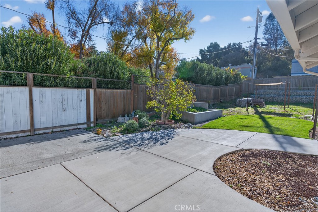 144 12th St, Paso Robles, CA 93446