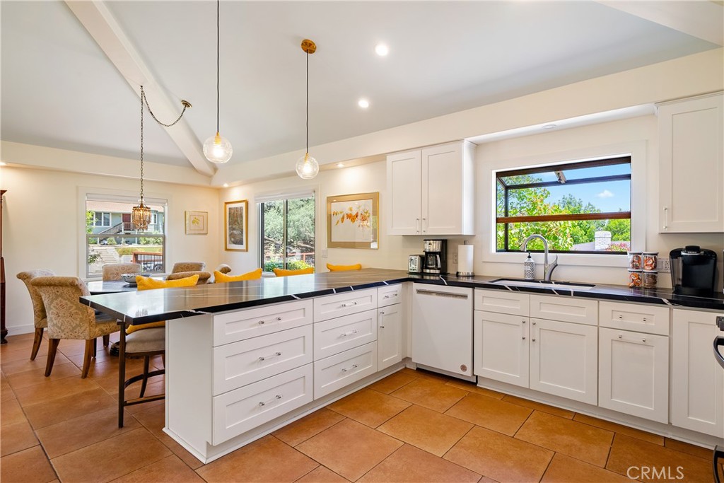 204 18th St, Paso Robles, CA 93446