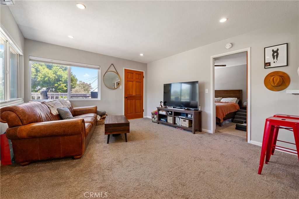 204 18th St, Paso Robles, CA 93446